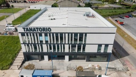 Reforma de edificio para tanatorio