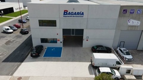 Nave industrial para taller de reparación de turismos